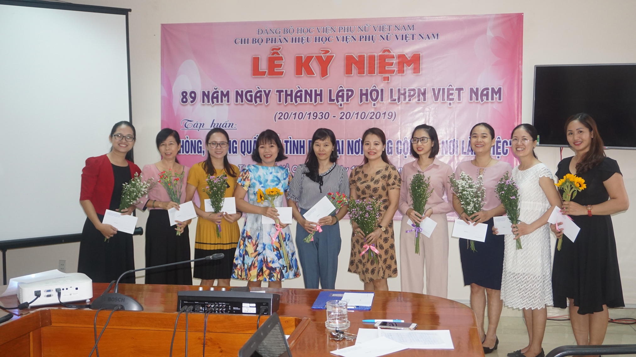 phân hiệu học viện phụ nữ Việt nam kỉ niệm 20 10 2019